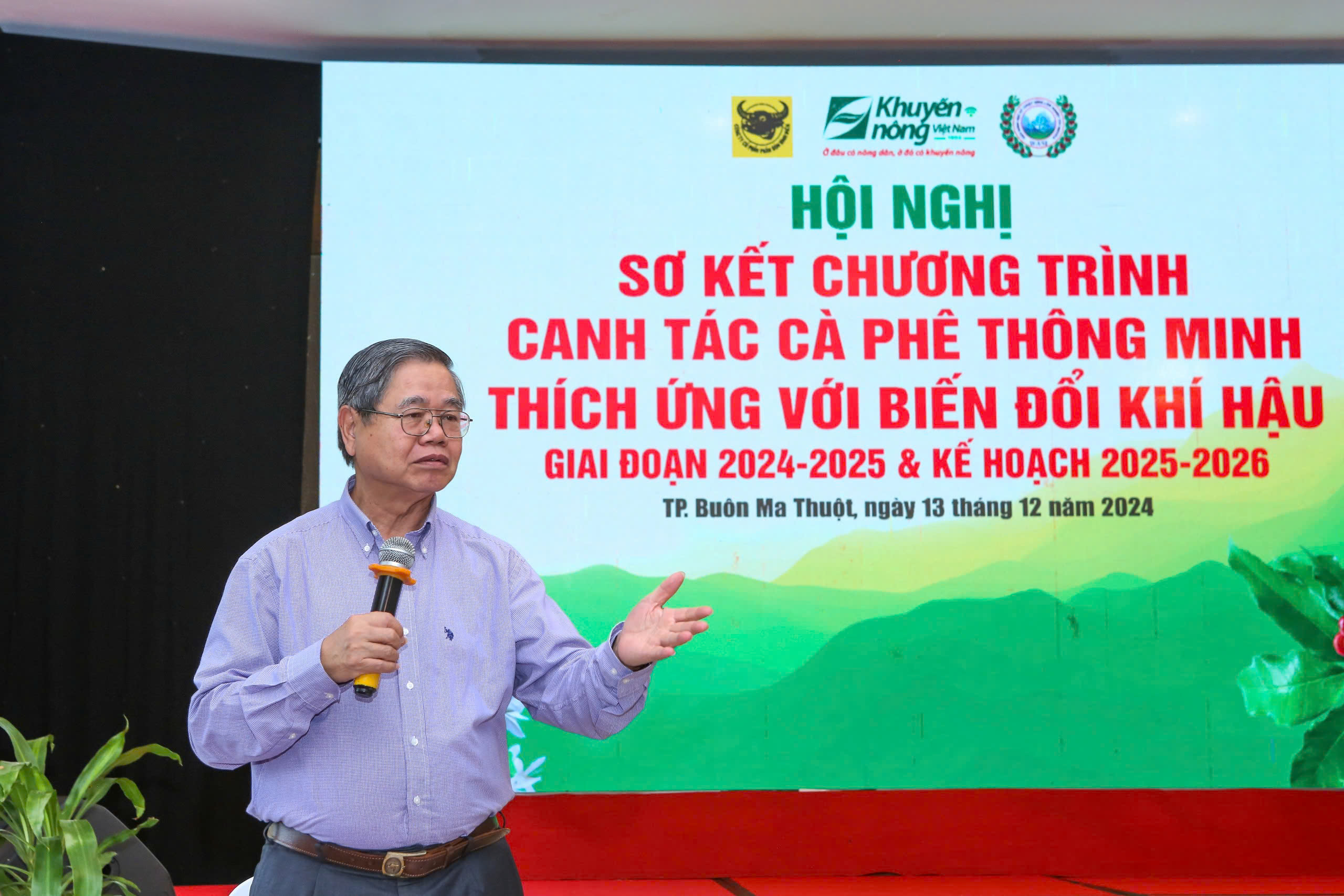 Phát triển cà phê chưa bền vững, tìm giải pháp canh tác thông minh cho nông dân - Ảnh 3.